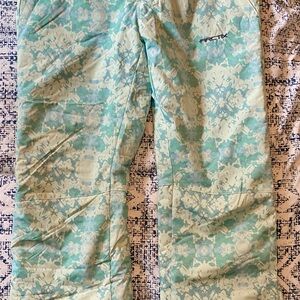 Arctix Women’s Insulated Ski Pant Medium. Never worn, no tag.